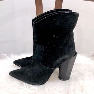 💥 FENDI Suede Boots Sz 36.5